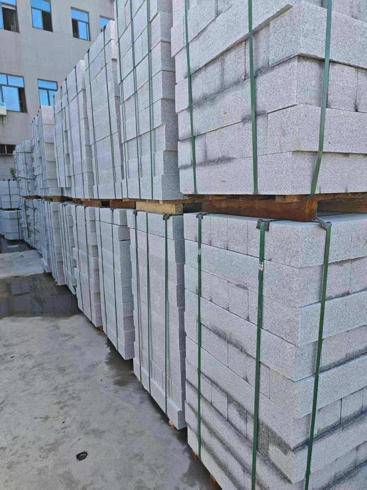 运城芝麻白路牙石，路侧石